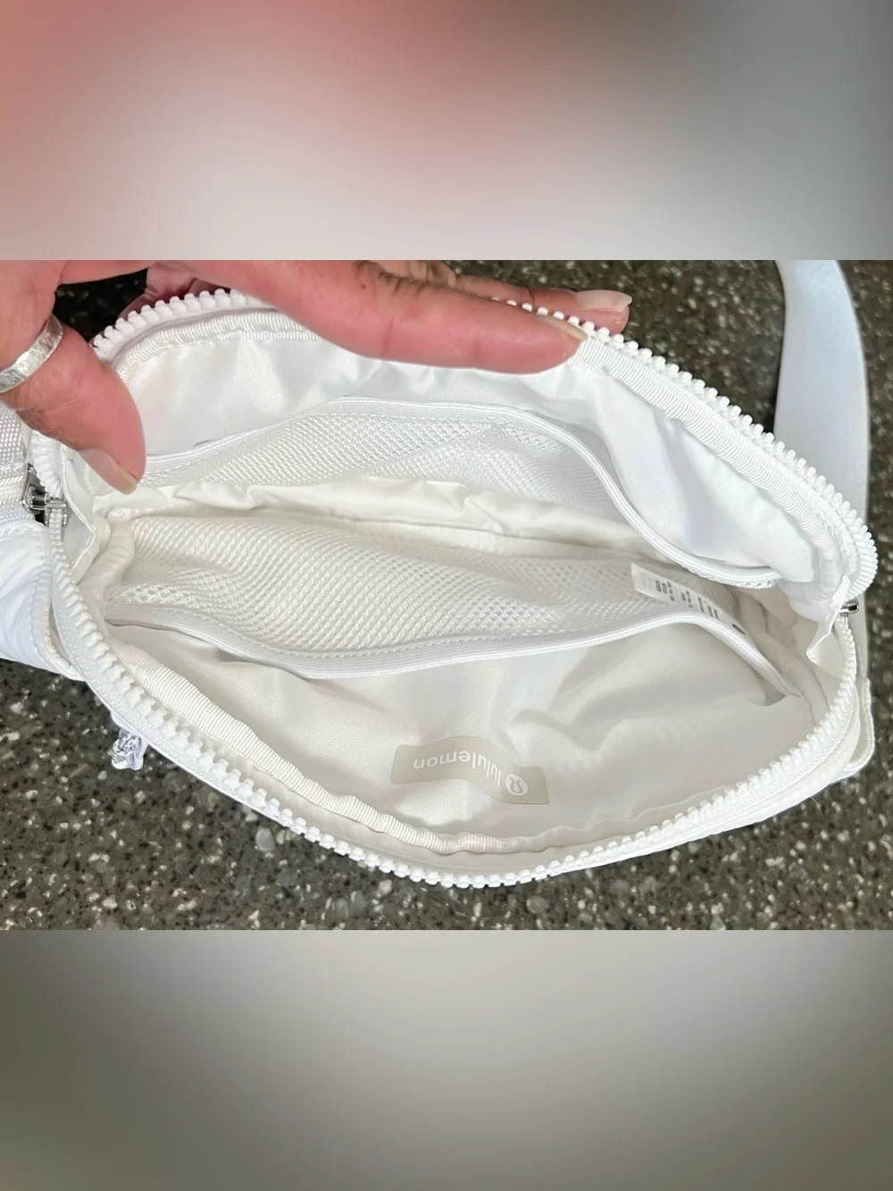 Lululemon Everywhere Wunder Puff Belt Bag Activewear Casual Gym Travel 1L